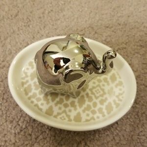Adorable Prinz Elephant Ring Holder